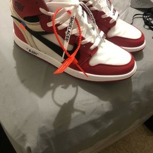 Jordan 1 off white